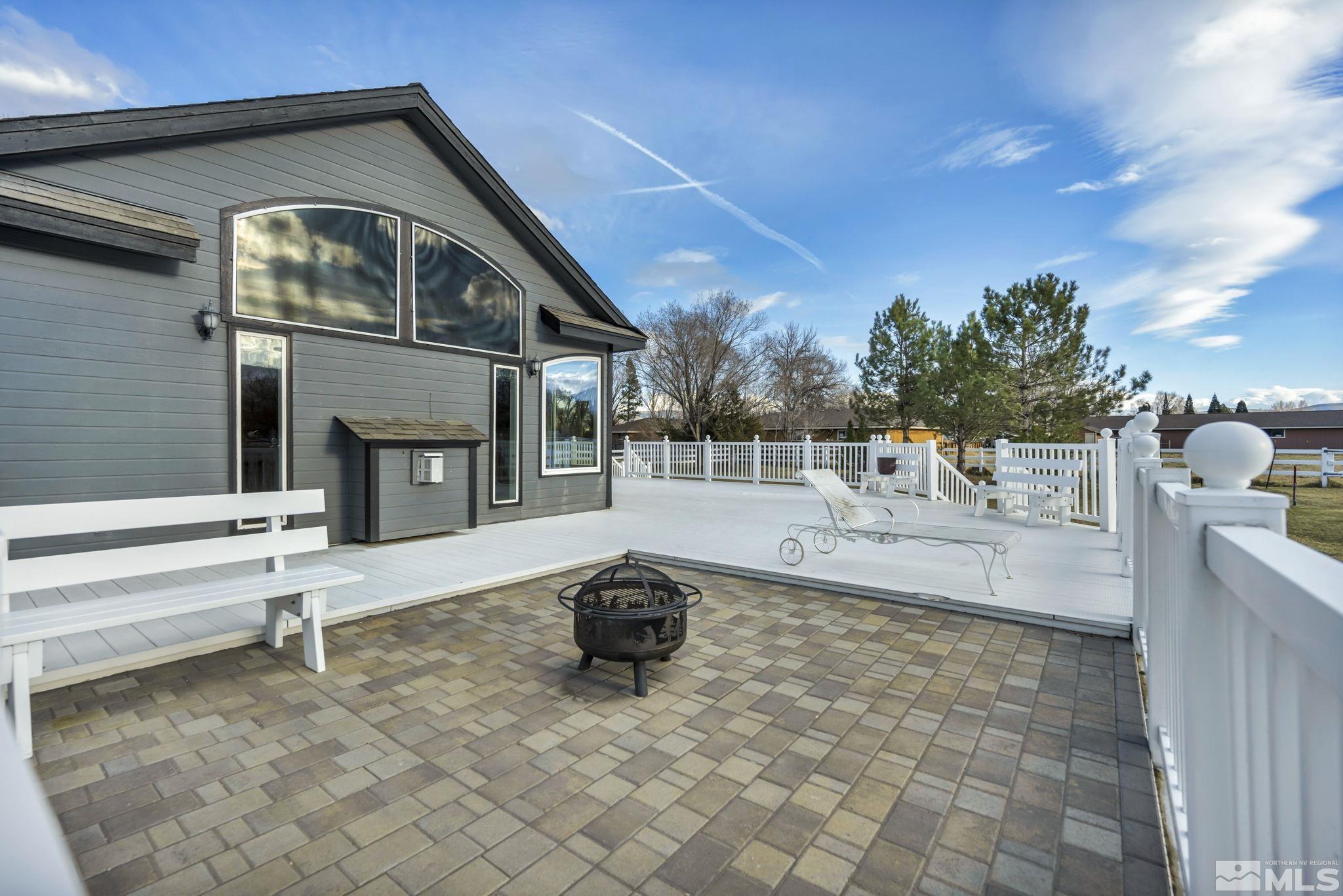 9811 Dixon Lane Reno, NV 89511 - Photo 26 of 40 a view of living room with furniture and a fireplace
