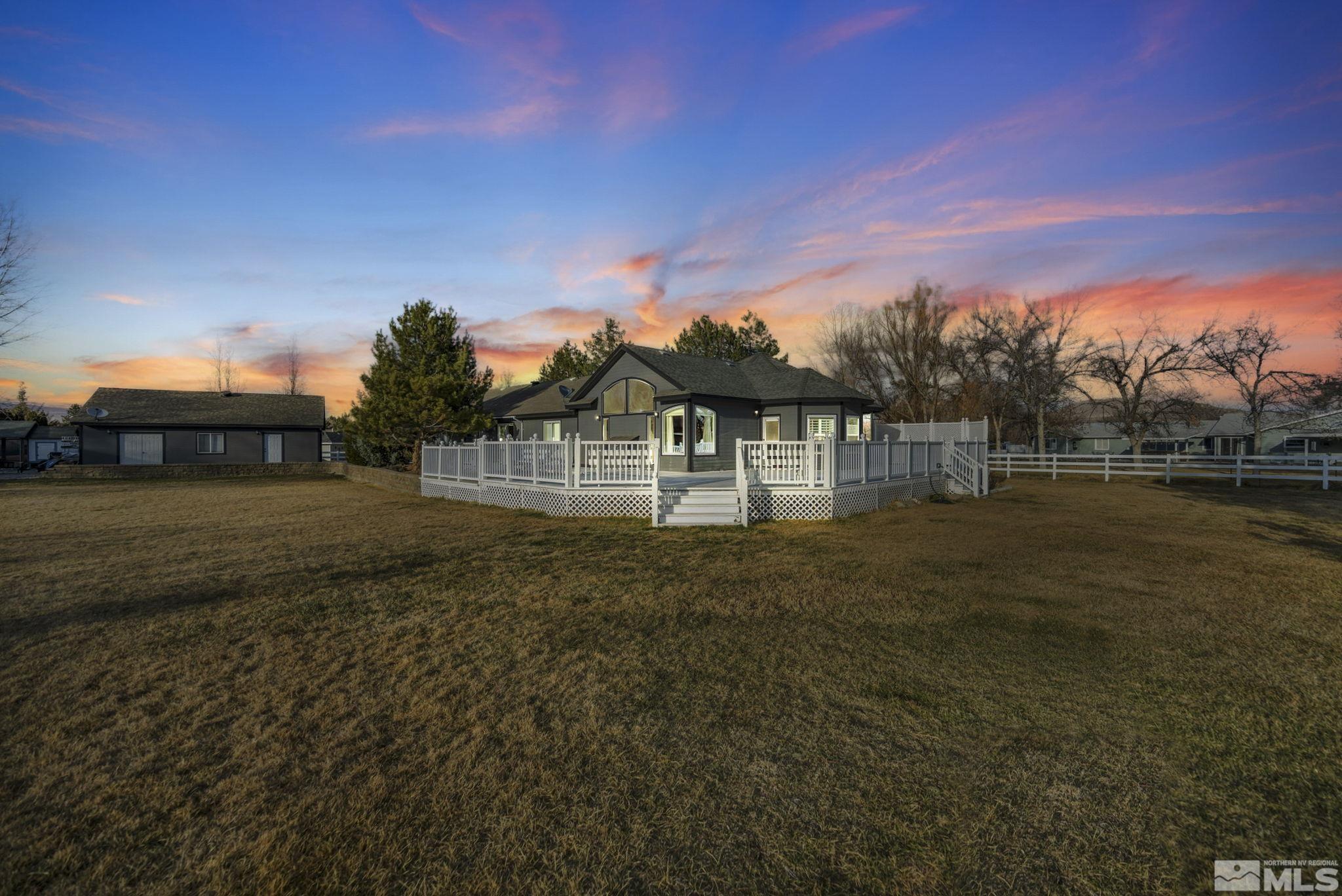 9811 Dixon Lane Reno, NV 89511 - Photo 38 of 40 a view of backyard with green space