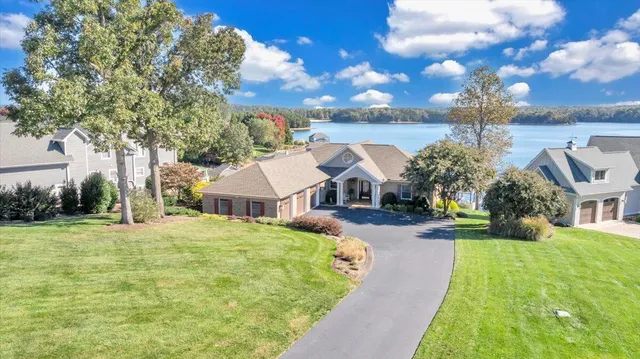 $1,950,000 | 89 Atlantic Avenue, Moneta, VA 24121