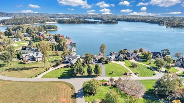 $1,950,000 | 89 Atlantic Avenue, Moneta, VA 24121