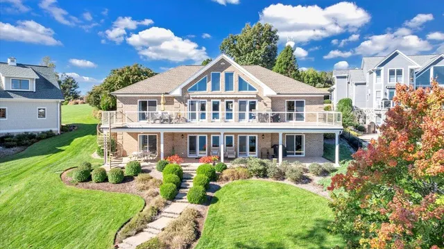 $1,950,000 | 89 Atlantic Avenue, Moneta, VA 24121
