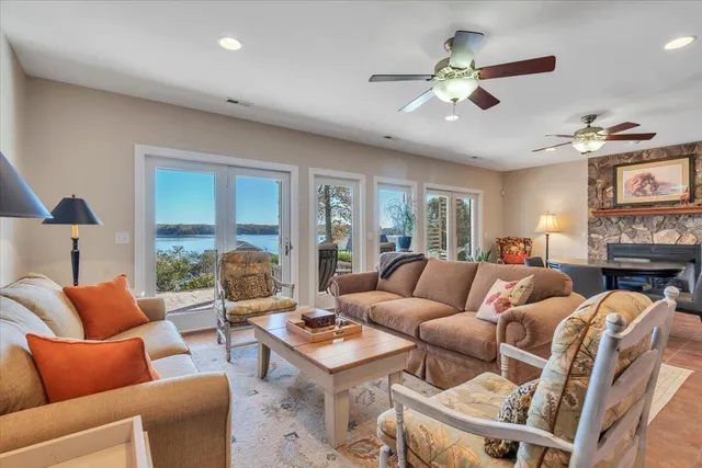 $1,950,000 | 89 Atlantic Avenue, Moneta, VA 24121