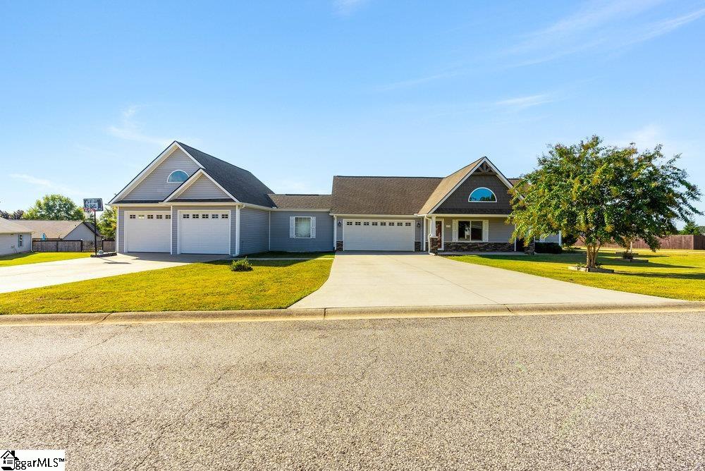 272 Gala Lane Inman, SC 29349 - Photo 1 of 36