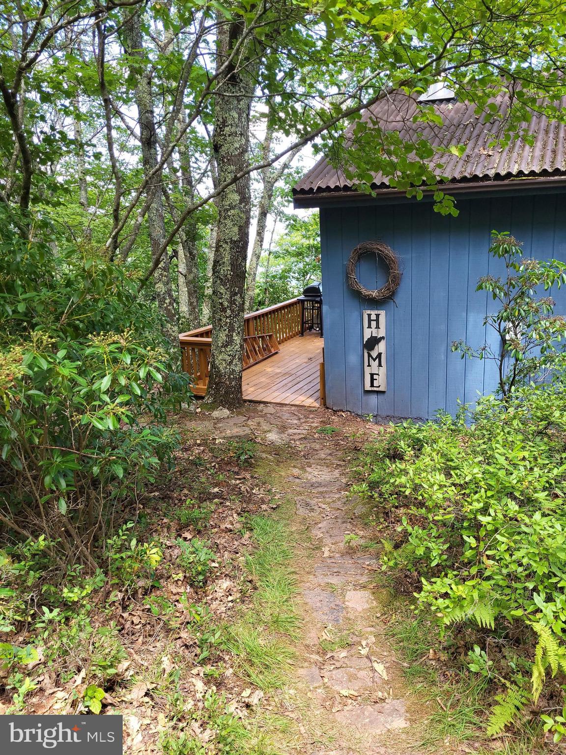 207 Lower Knob Road Franklin, WV 26807 - Photo 2 of 30