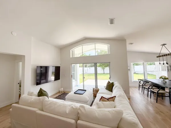 $649,900 | 7895 Manor Forest Boulevard, Boynton Beach, FL 33436