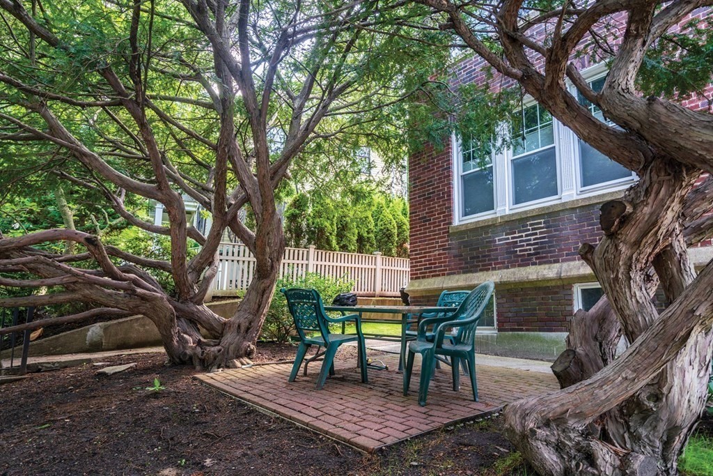 576 Washington Street, Unit 7 Brookline, MA 02446 - Photo 15 of 16