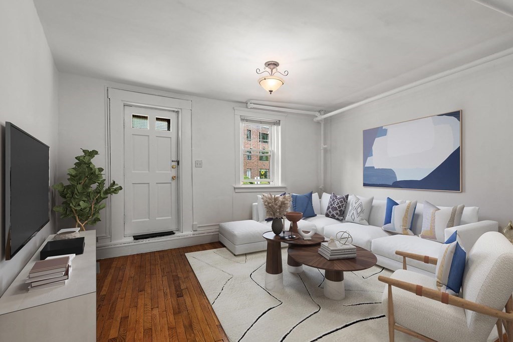 576 Washington Street, Unit 7 Brookline, MA 02446 - Photo 3 of 16