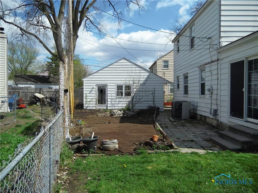 3607 Bellevue Road Toledo, OH 43613 - Photo 5 of 21 Gallery Image 5