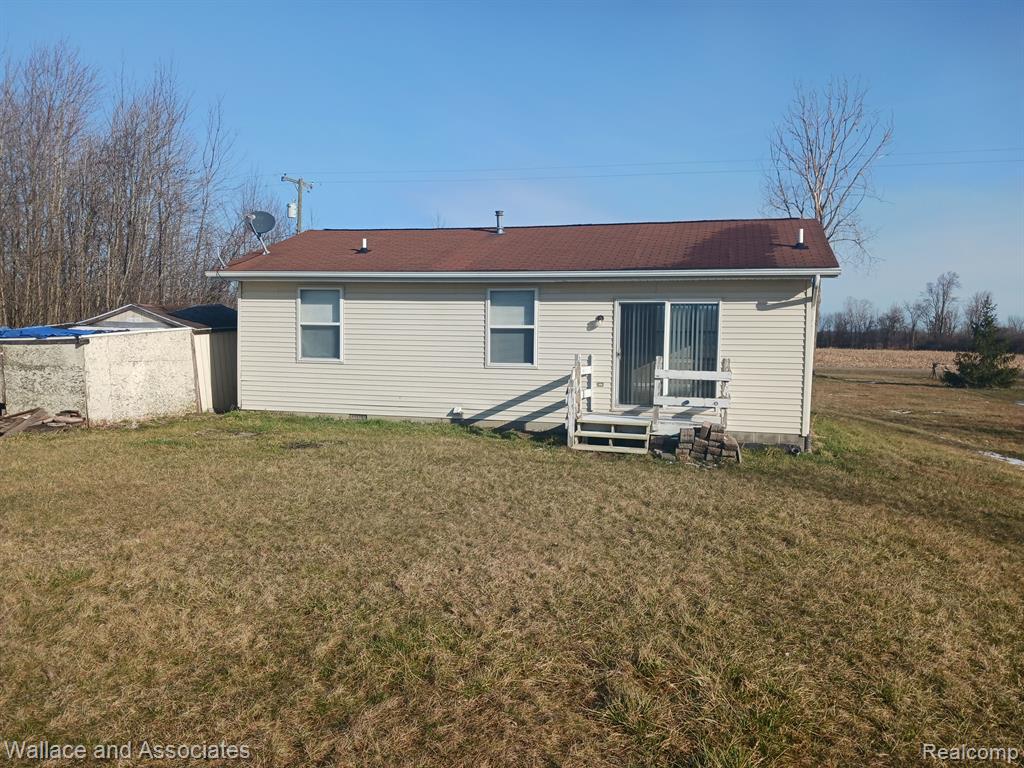 4040 Wellman Line Road Jeddo, MI 48032 - Photo 2 of 13