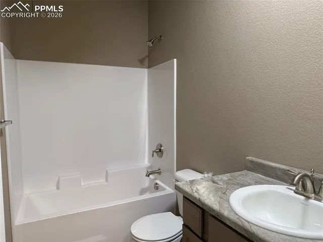 $387,750 | 2305 Starboard Lane, Pueblo, CO 81008