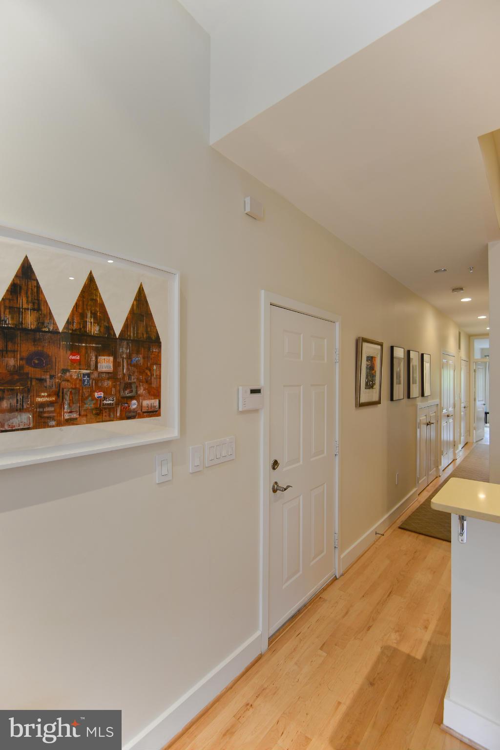 2434 Ontario Road Northwest, Unit 3 Washington, DC 20009 - Photo 14 of 29 Hallway