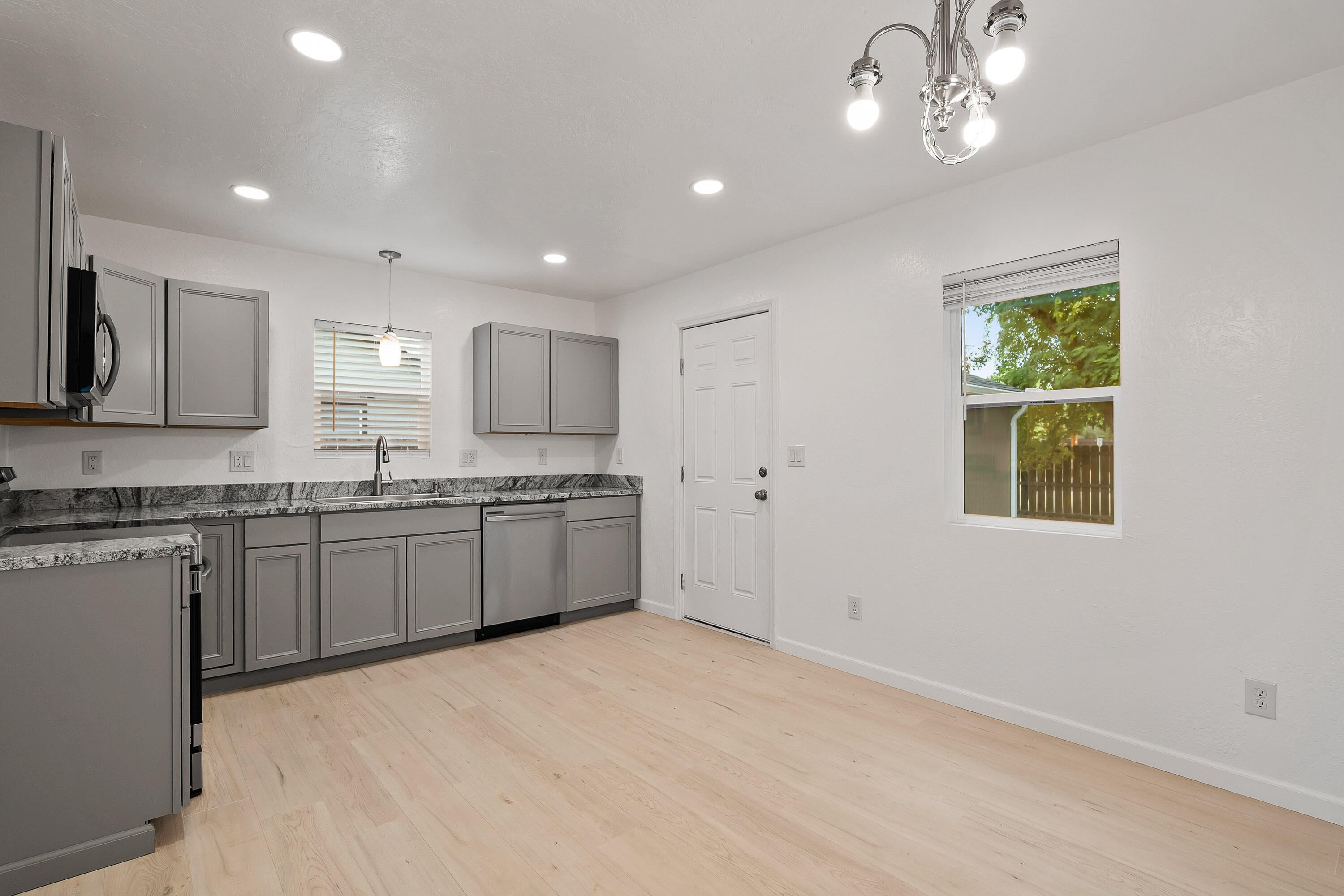 522SFourthSt-011