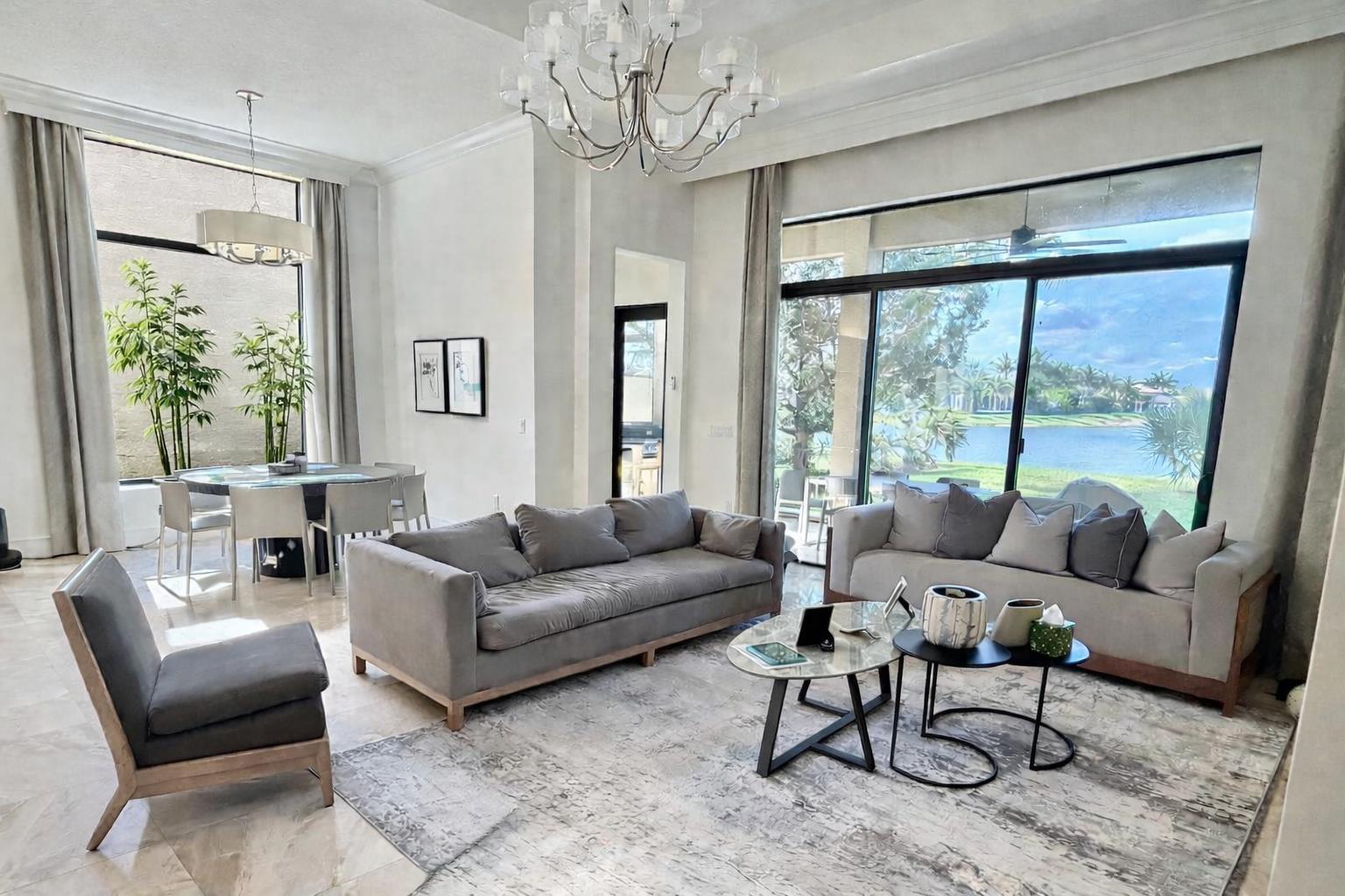 16831 R Pavilion Way Delray Beach, FL 33446 - Photo 4 of 30 5c8f969e-0ae3-4bc5-9464-87997c11bd7c