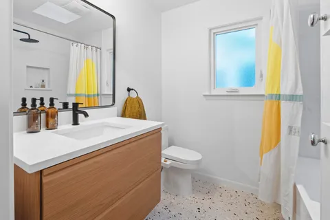 $650,000 | 3711 Werner Avenue, Austin, TX 78722