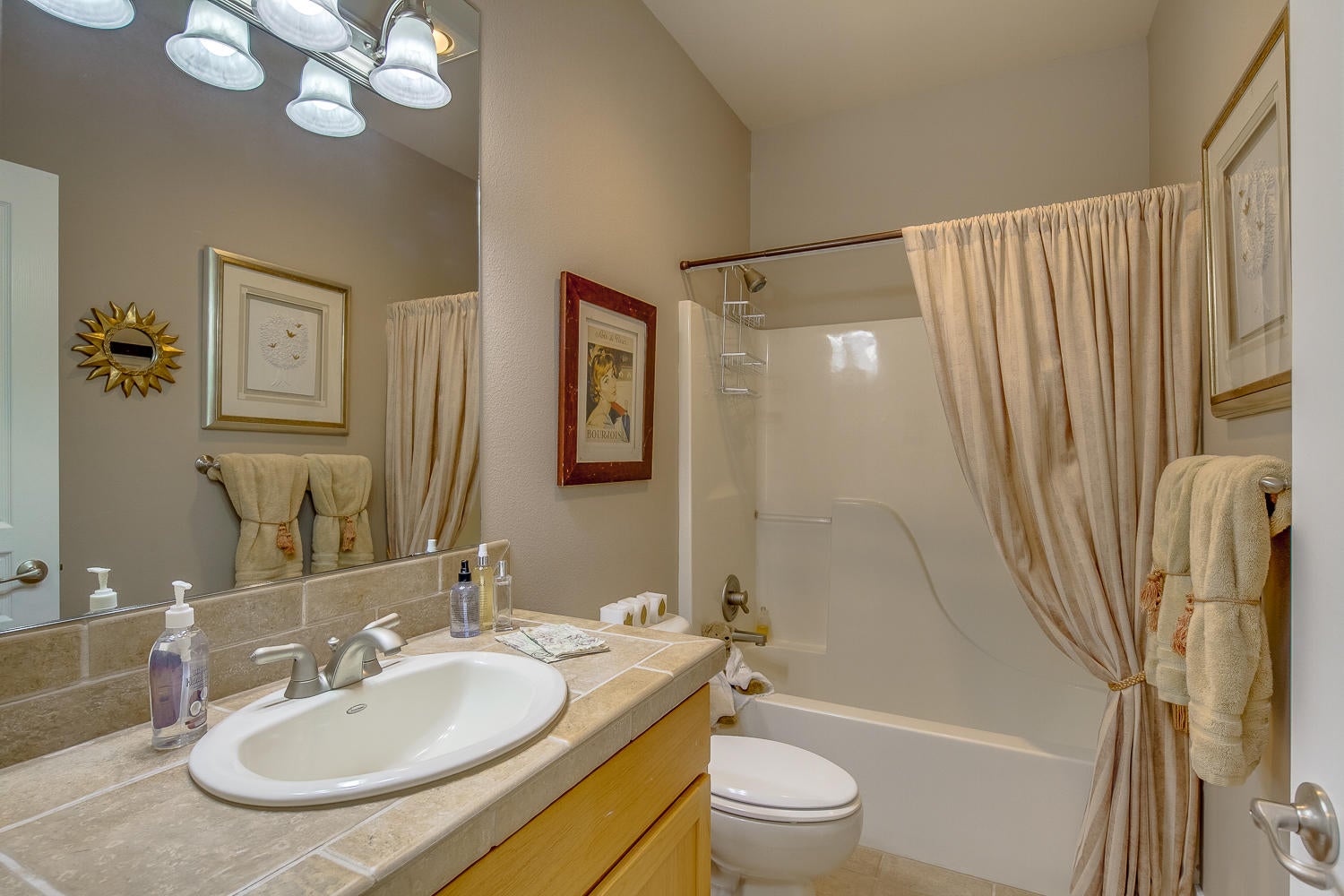 1334 Highland View Loop Redmond, OR 97756 - Photo 18 of 32 1334-088