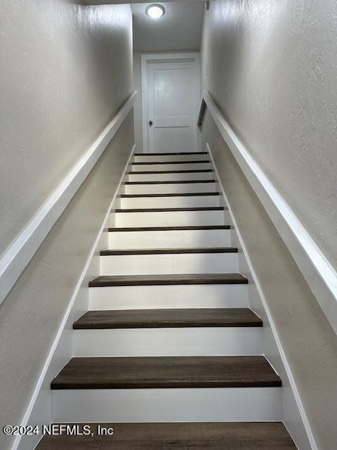 4779 Southwest 119th Loop Lake Butler, FL 32054 - Photo 39 of 49 Stairway 1