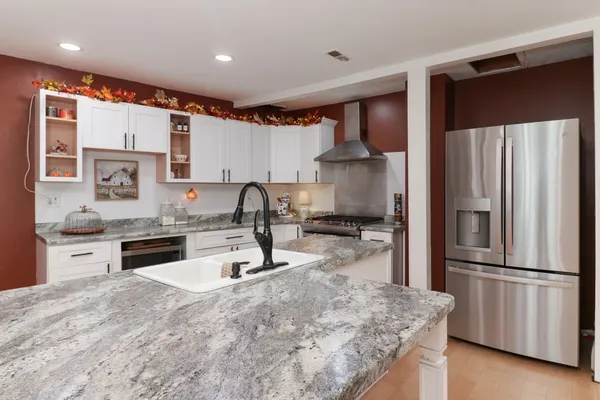 $664,900 | 1409 Butchers Lane, Bloomington, IL 61701