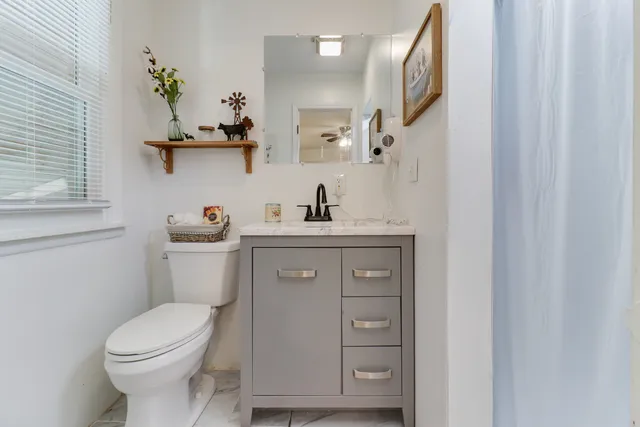 $675,000 | 1409 Butchers Lane, Bloomington, IL 61701