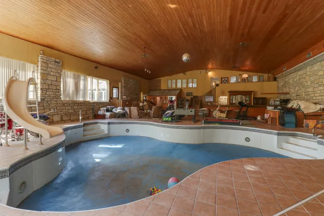 $675,000 | 1409 Butchers Lane, Bloomington, IL 61701