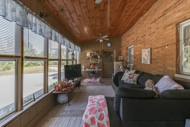 $675,000 | 1409 Butchers Lane, Bloomington, IL 61701