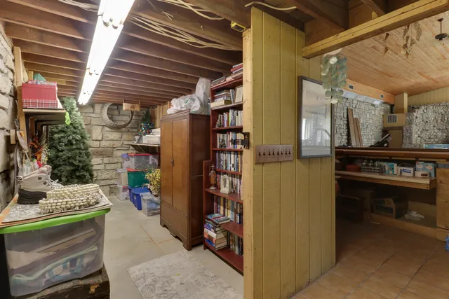 $675,000 | 1409 Butchers Lane, Bloomington, IL 61701