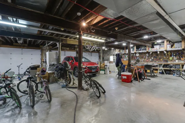 $675,000 | 1409 Butchers Lane, Bloomington, IL 61701