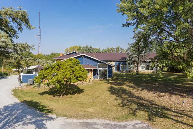 $675,000 | 1409 Butchers Lane, Bloomington, IL 61701