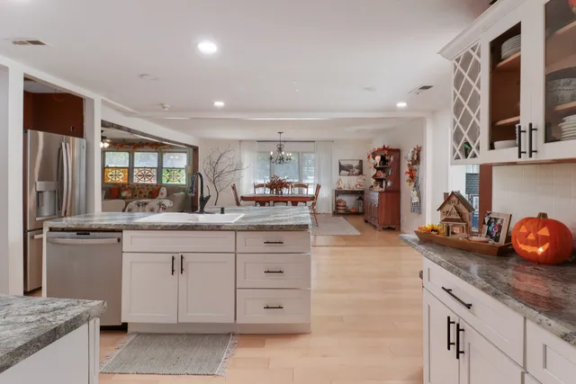 $675,000 | 1409 Butchers Lane, Bloomington, IL 61701