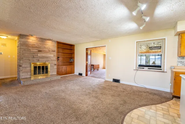 $449,500 | 3904 Janice Drive, Knoxville, TN 37938