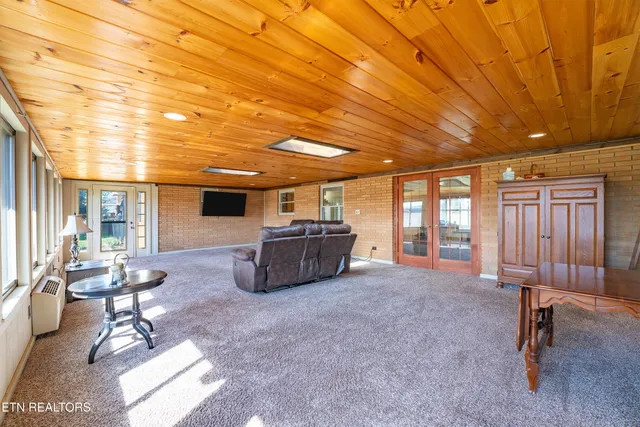 $449,500 | 3904 Janice Drive, Knoxville, TN 37938