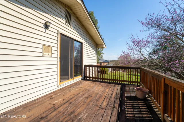 $449,500 | 3904 Janice Drive, Knoxville, TN 37938