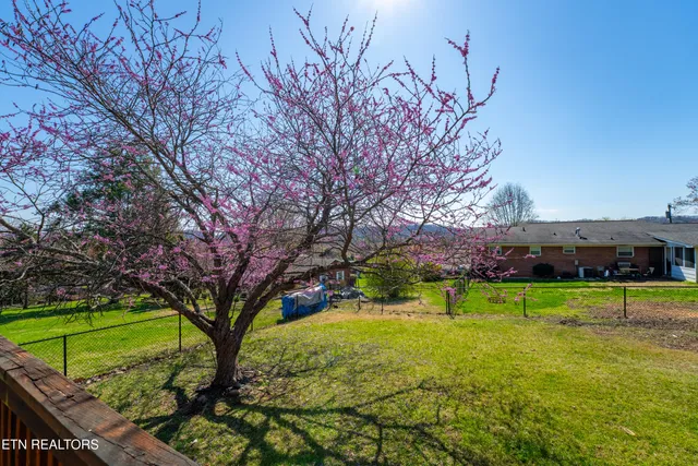 $449,500 | 3904 Janice Drive, Knoxville, TN 37938