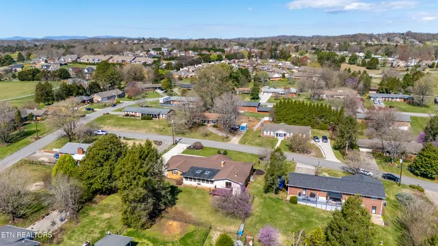 $449,500 | 3904 Janice Drive, Knoxville, TN 37938