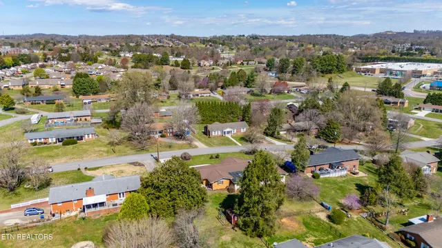 $449,500 | 3904 Janice Drive, Knoxville, TN 37938