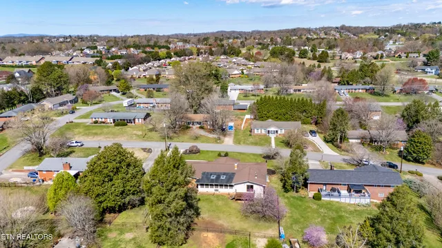 $449,500 | 3904 Janice Drive, Knoxville, TN 37938