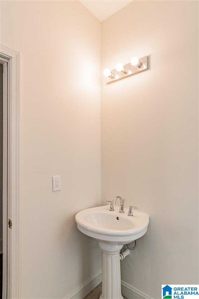 1611 12th Street South Birmingham, AL 35205 - Photo 16 of 32