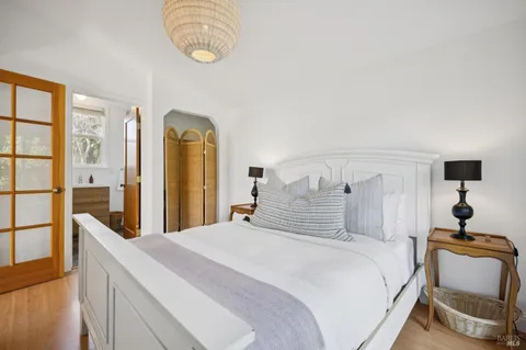 $3,680,000 | 40 Laurel Avenue, Stinson Beach, CA 94970