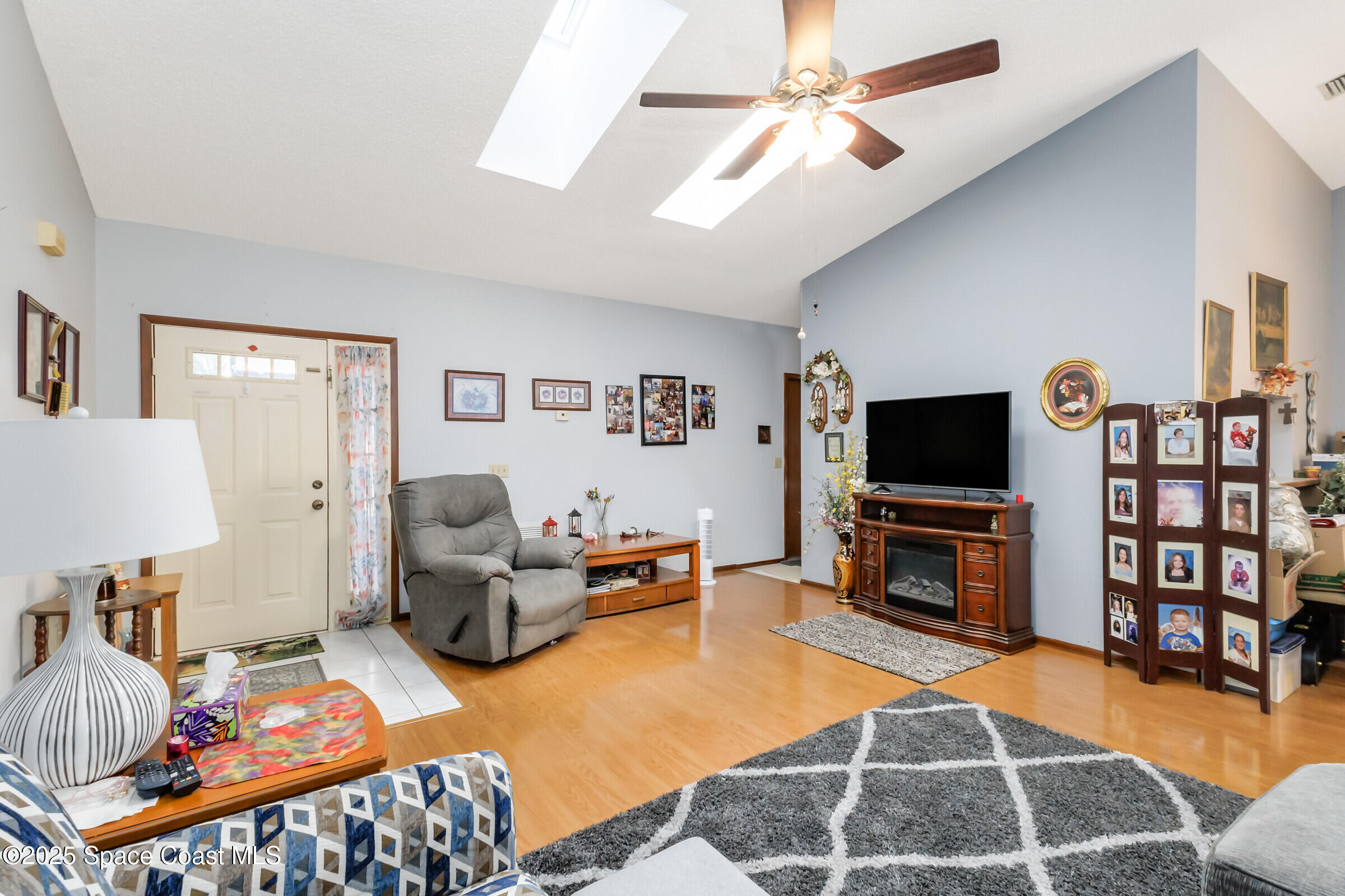 1553 Clover Circle Melbourne, FL 32935 - Photo 5 of 48 26_1553Clover217_mls