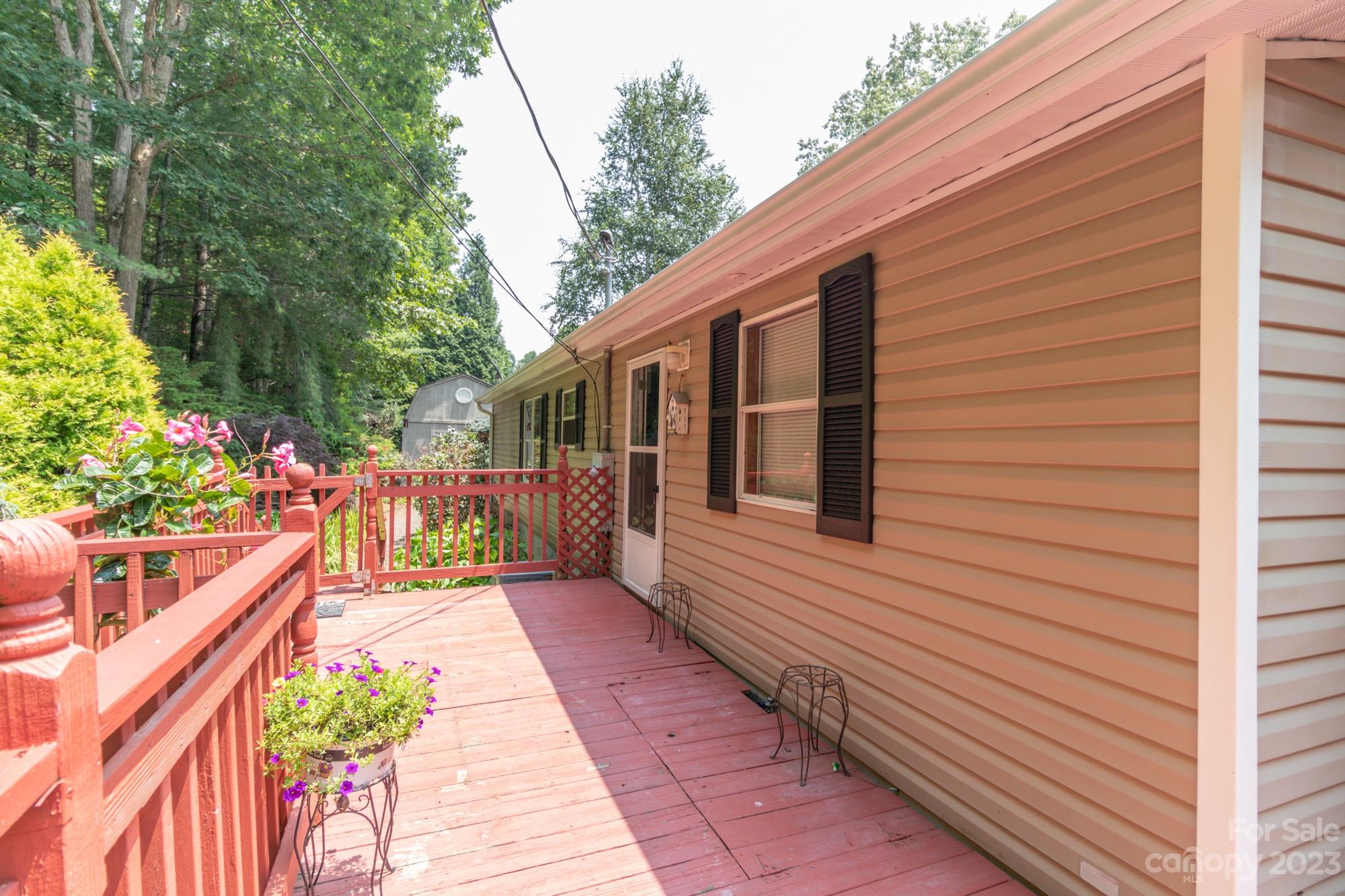241 Sycamore Ridge Drive Mars Hill, NC 28754 - Photo 23 of 24 Gallery Image 23