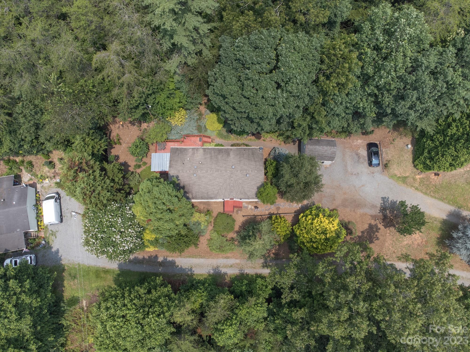 241 Sycamore Ridge Drive Mars Hill, NC 28754 - Photo 4 of 24 Gallery Image 4