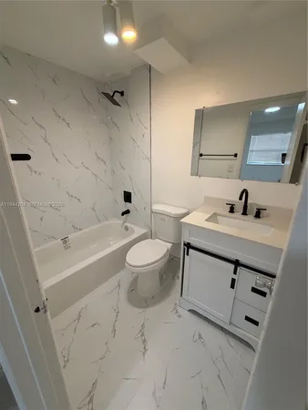 $1,550 | 8060 North Colony Circle, Unit 107, Tamarac, FL 33321