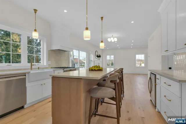 $2,195,000 | 2127 Locust Road, Sea Girt, NJ 08750