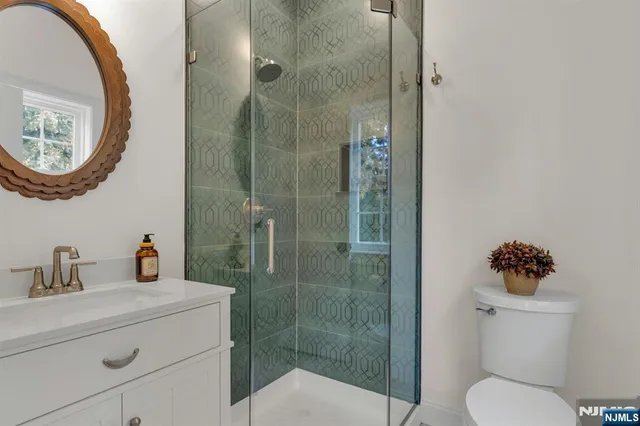 $2,195,000 | 2127 Locust Road, Sea Girt, NJ 08750