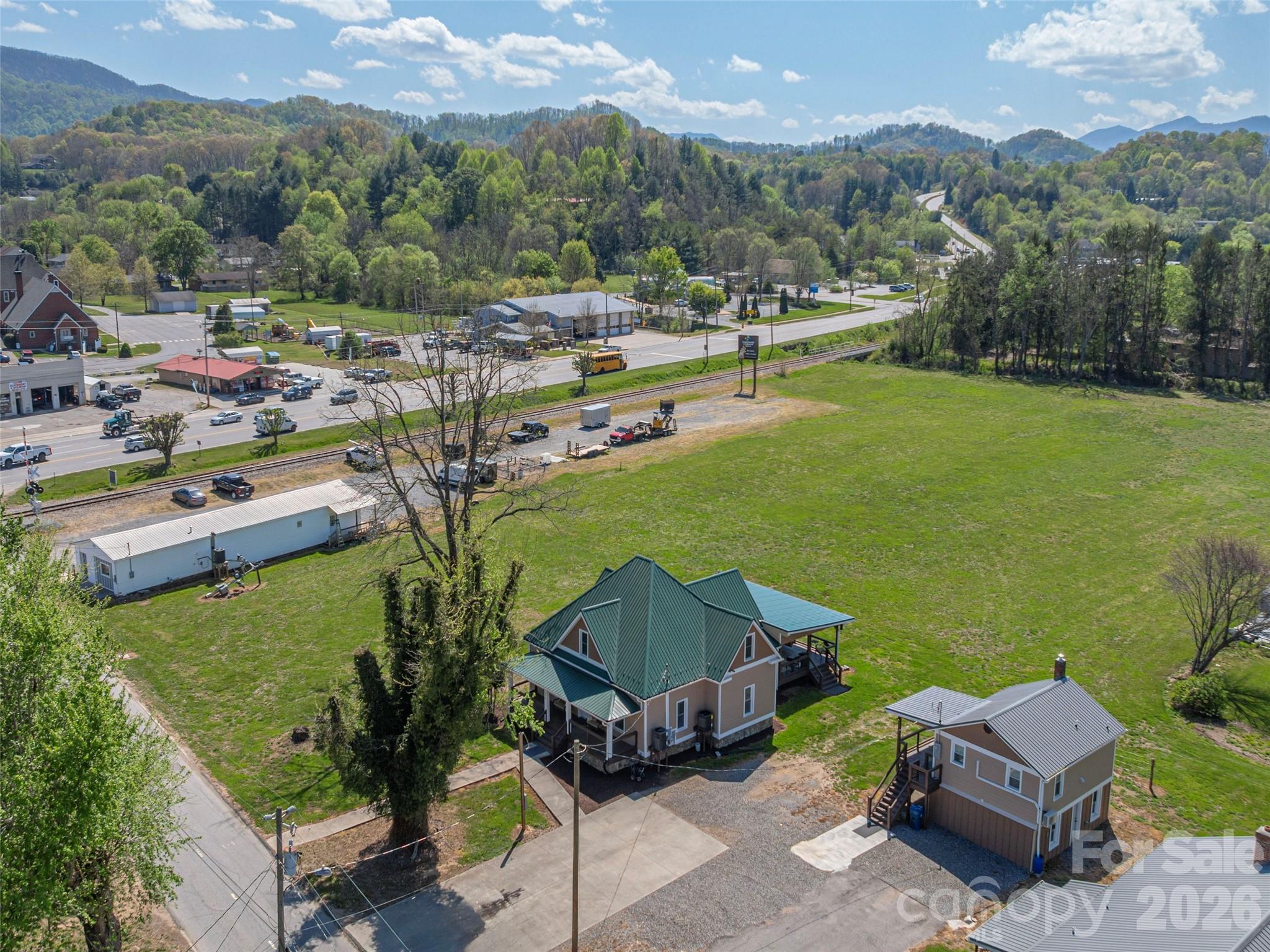 274 Charles Street Clyde, NC 28721 - Photo 31 of 40