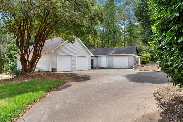 $625,000 | 167 Iron Hill Road, Taylorsville, GA 30178