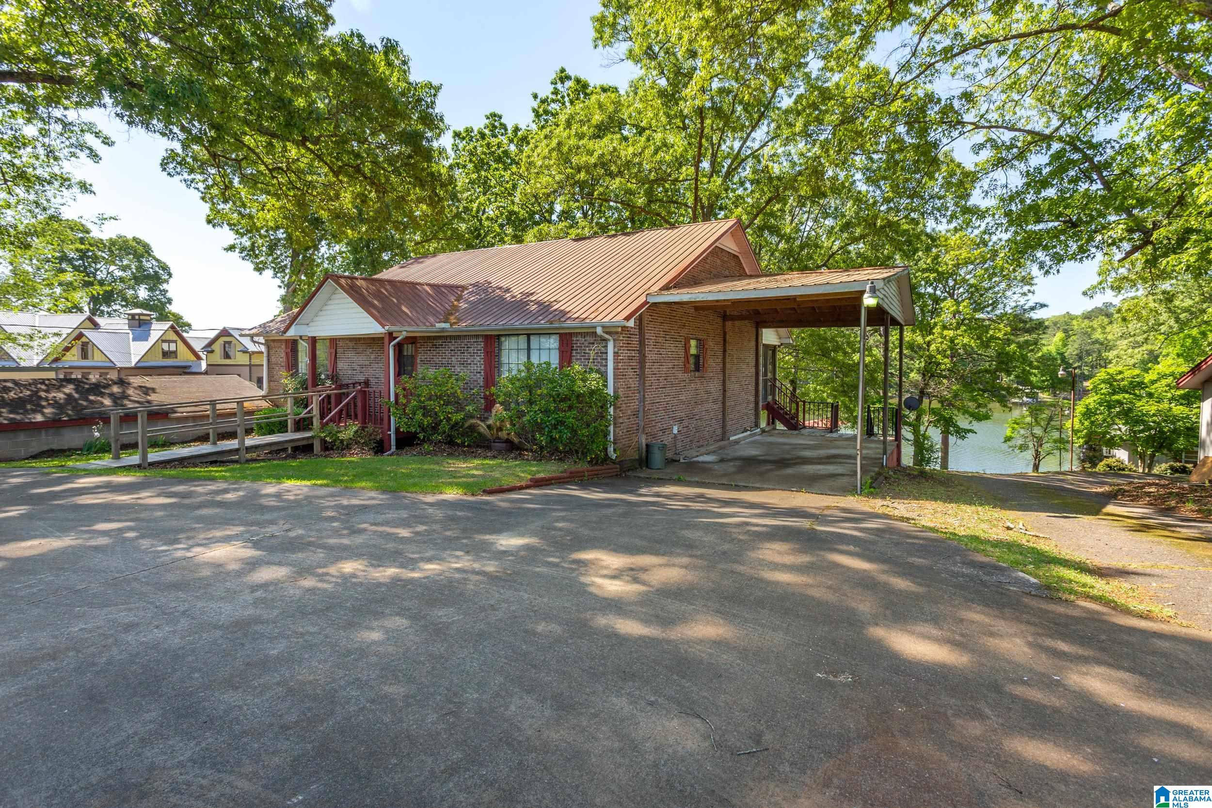 524 Coosa Island Road Cropwell, AL 35054 - Photo 2 of 39
