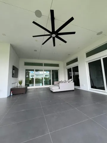 a view of a storage & utility room with washer and dryer