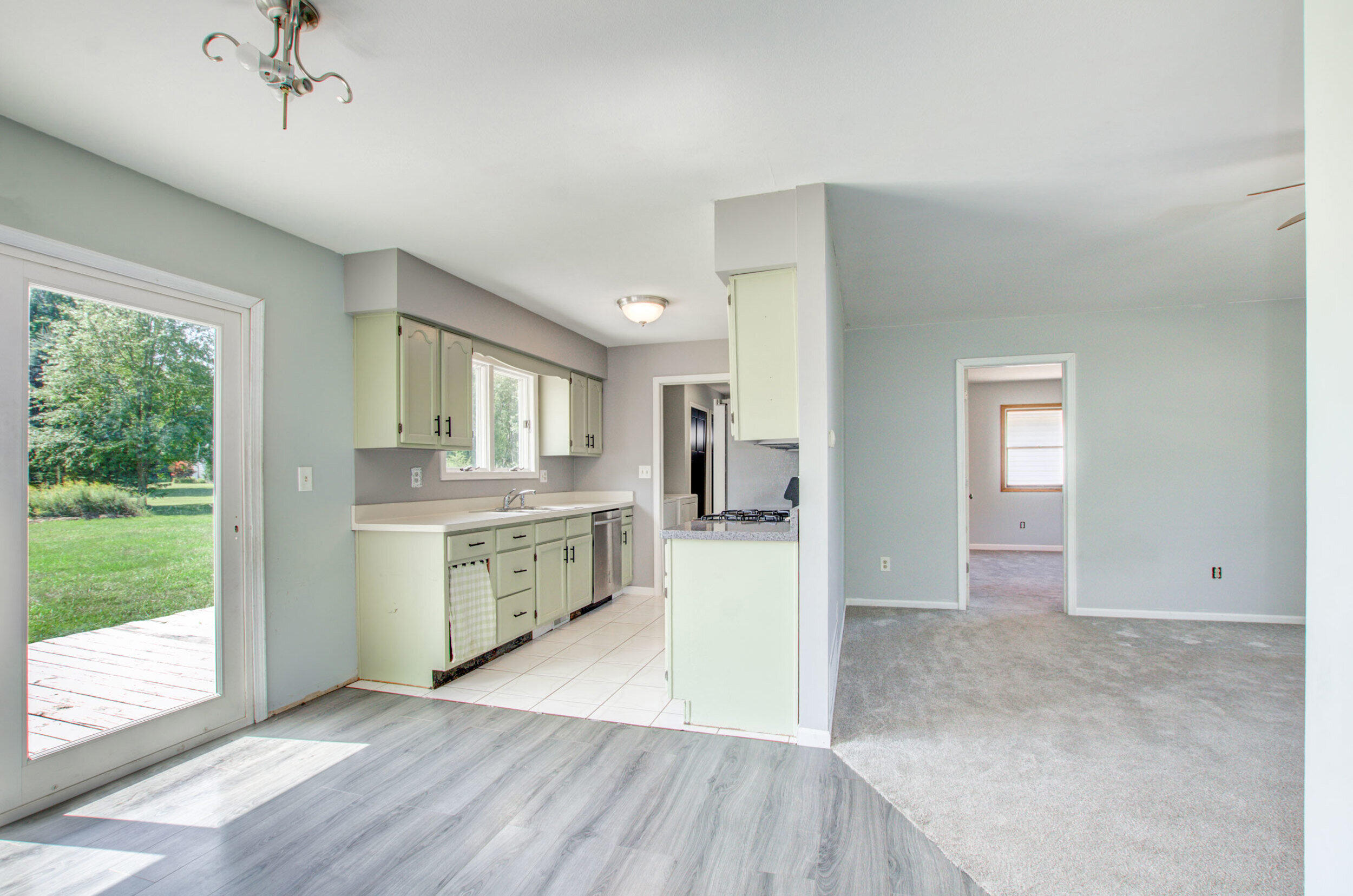 9009 McCain Road Parma, MI 49269 - Photo 6 of 24 6