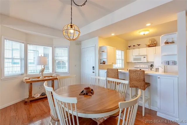 $299,000 | W606 Harbour Towne Drive, Unit W606, Lake Ozark, MO 65049