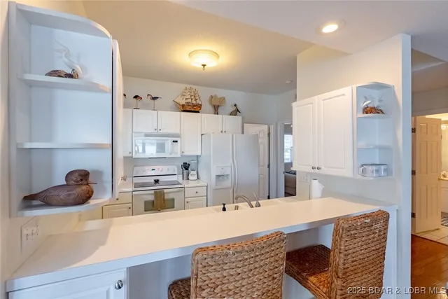 $299,000 | W606 Harbour Towne Drive, Unit W606, Lake Ozark, MO 65049